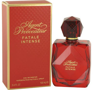 10 Parfum Wanita Tahan Lama Murah Segar dan Harganya Terbaru 2019 Parfum Wanita Tahan Lama Murah Segar dan Harganya Terbaru 10 Parfum Wanita Tahan Lama Murah Segar dan Harganya Terbaru 2019