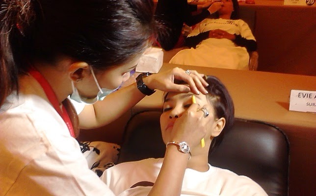 Ingin Cantik..Ikuti Sulam Alis dan Bibir