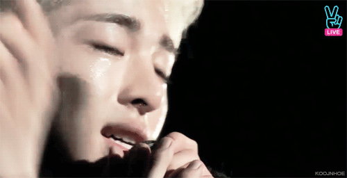 아이콘에서 의외로 덕후몰이 하는 멤버 | 인스티즈