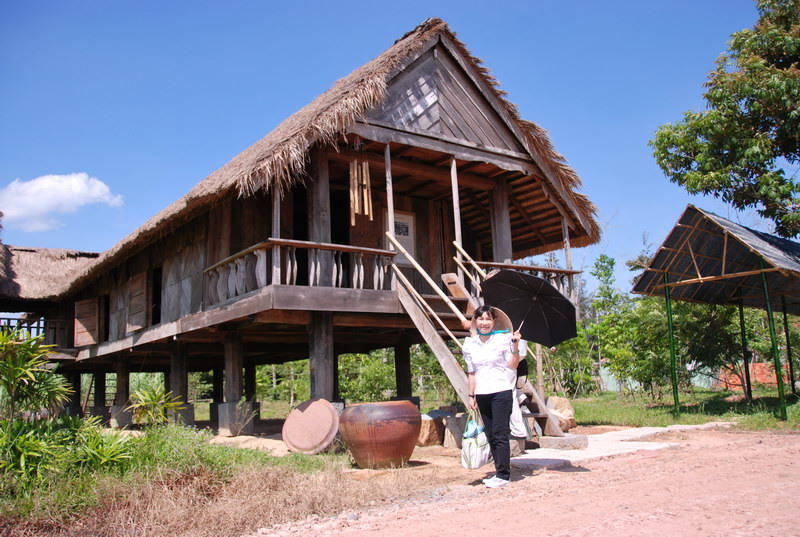 Tham quan khu du lịch Làng nghề Một thoáng Việt Nam ở Củ Chi