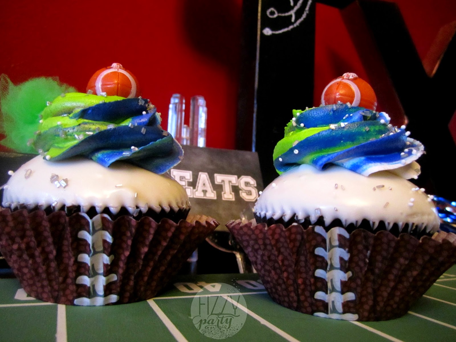 Super Bowl Party, Football Party,cupcakes 