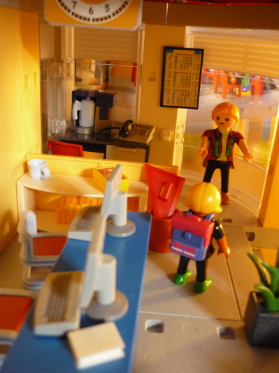 la bo?�te ?� bazar: L'?�cole Playmobil