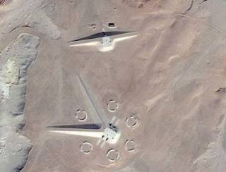 \u0627\u0644\u063a\u0645\u0648\u0636 \u064a\u062d\u064a\u0637 \u0628\u0628\u0646\u0627\u0621 \u063a\u0631\u064a\u0628 \u0641\u064a \u0645\u0635\u0631