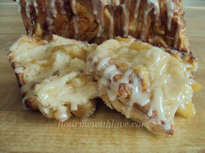 apple fritter pull-apart bread