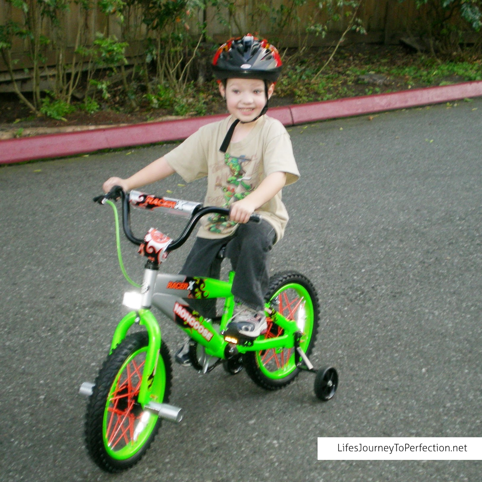 Kids Bike Saftey Instruction Book Kids Bike Saftey Instruction Book