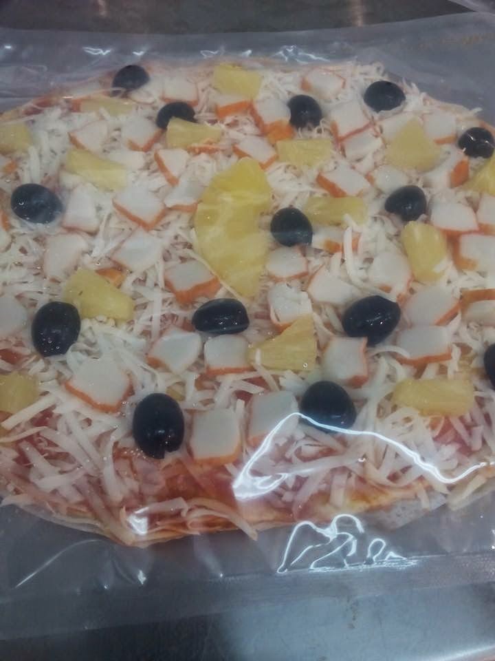 PIZZA DE SURIMI I PINYA