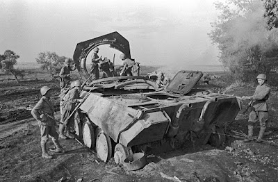 Roman Toppel revient sur la plus grande bataille de chars de l'Histoire : Koursk, 1943