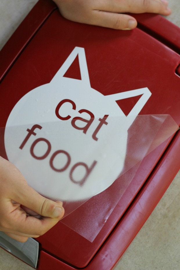 Ginger Snap Crafts Cat Food Label {tutorial}