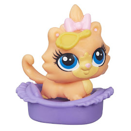 Littlest Pet Shop Blind Bags Pomeranian (#18) Pet