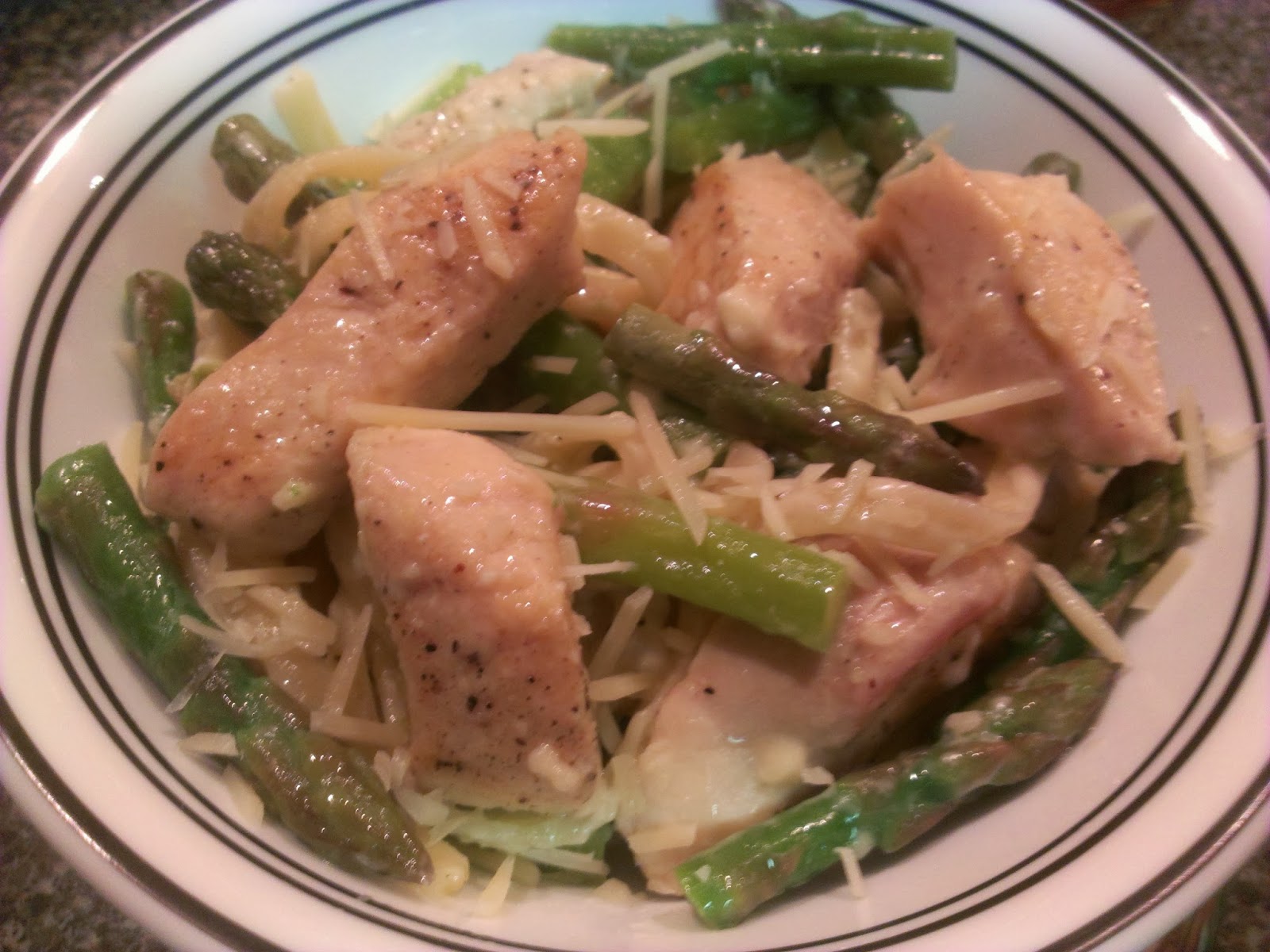 The Hungry Hood Chicken & Asparagus Fettuccine Alfredo