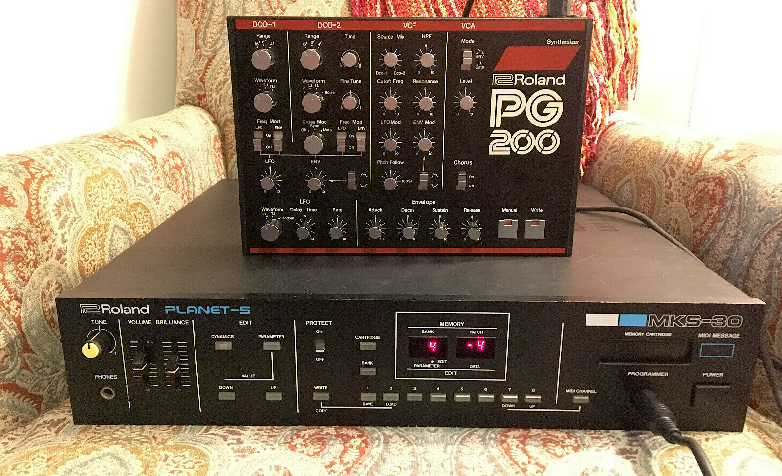 MATRIXSYNTH Roland MKS30 Analog Synth with PG200 Restored Chips