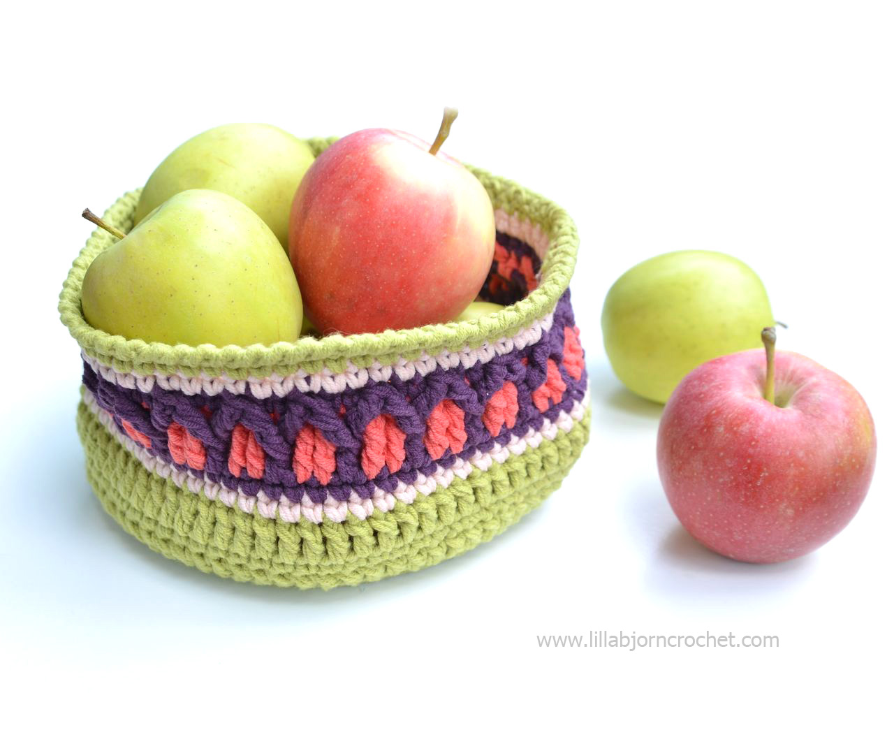 Fall Apple Basket. Free crochet pattern - by Lilla Bjorn Crochet