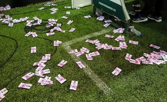 Γέμισε πεντακοσάρικα ο πάγκος της Βέροιας!