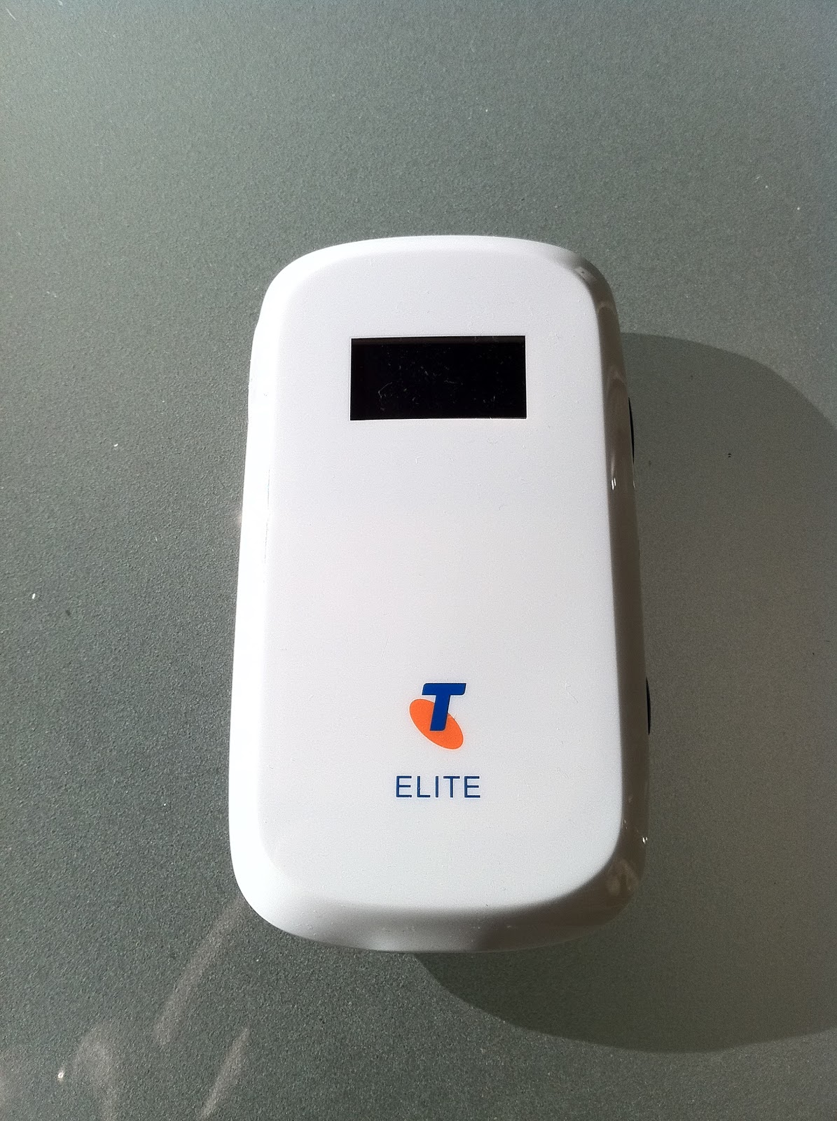 telstra fold 2
