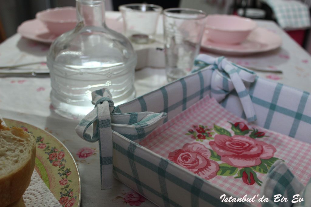 Istanbul�da Bir Ev İki Kişilik İftar Soframız