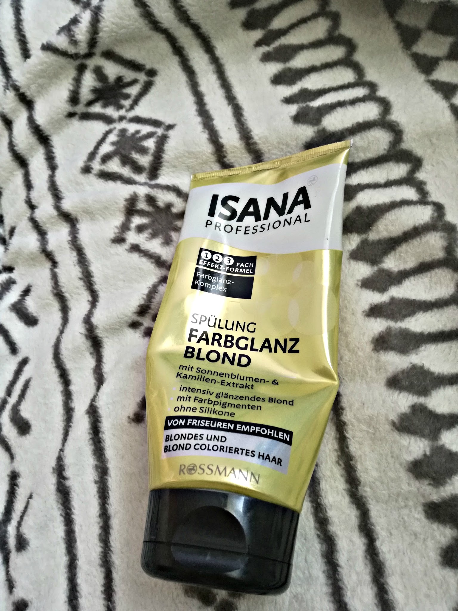 Odżywka Połysk koloru blond Isana - recenzja :)