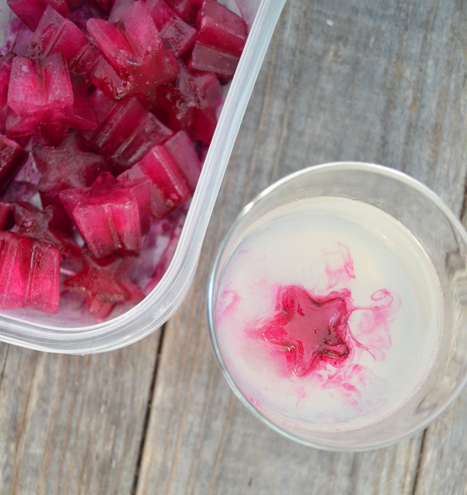 WEAFER DESIGN Homemade Pink Lemonade using Beet Juice ice cubes