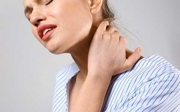 8 Helpful tips for getting rid of neck pain permanently