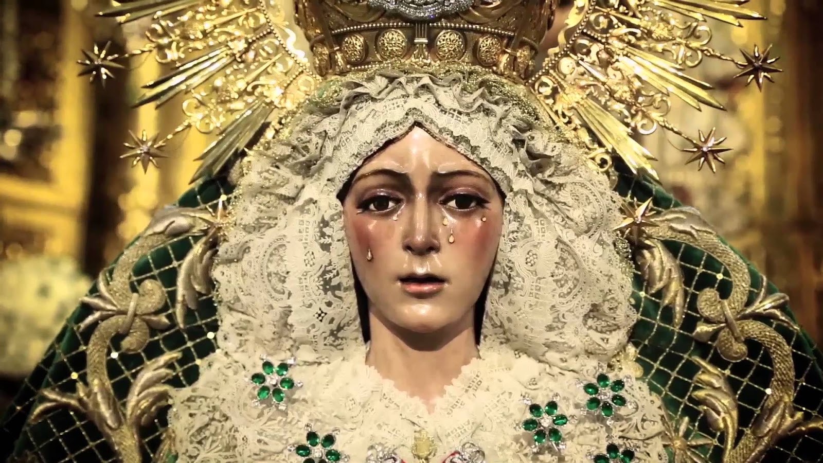 Torre da História Ibérica La Virgen de la Macarena Torre da História Ibérica La Virgen de la Macarena