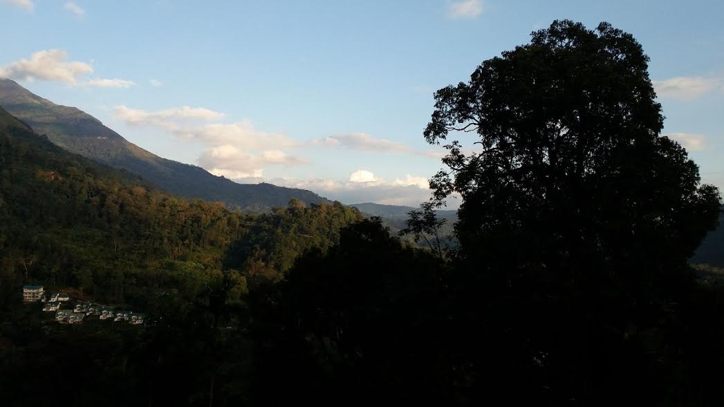 Mountain Valley Cottage Munnar For Friends Family Get Together