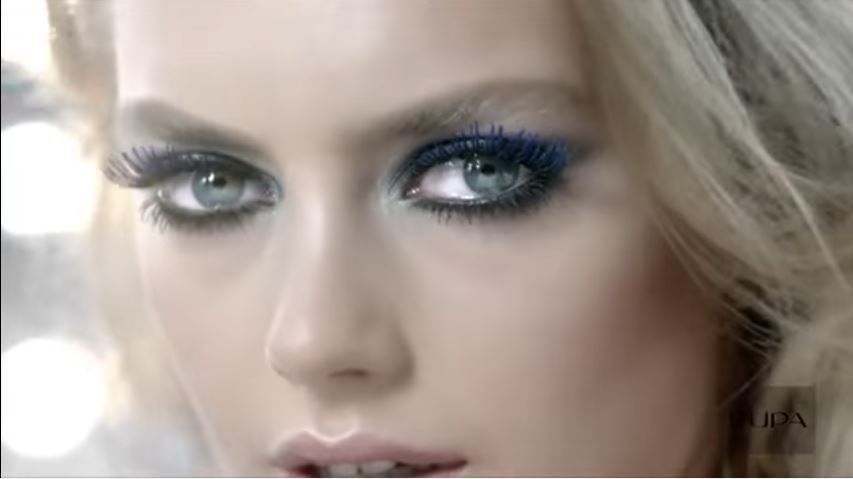 Canzone Pupa pubblicità mascara Vamp extreme con modella bionda - Musica spot Novembre 2016