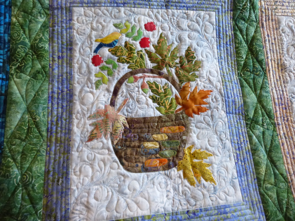 caledonia quilter Seasonal Silhouettes quilt and (ahem) Zucchini