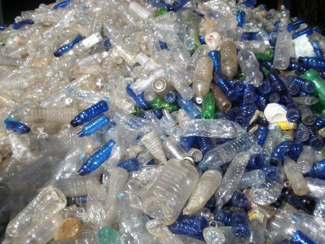 Paling Populer Kerajinan Limbah Keras Botol Plastik