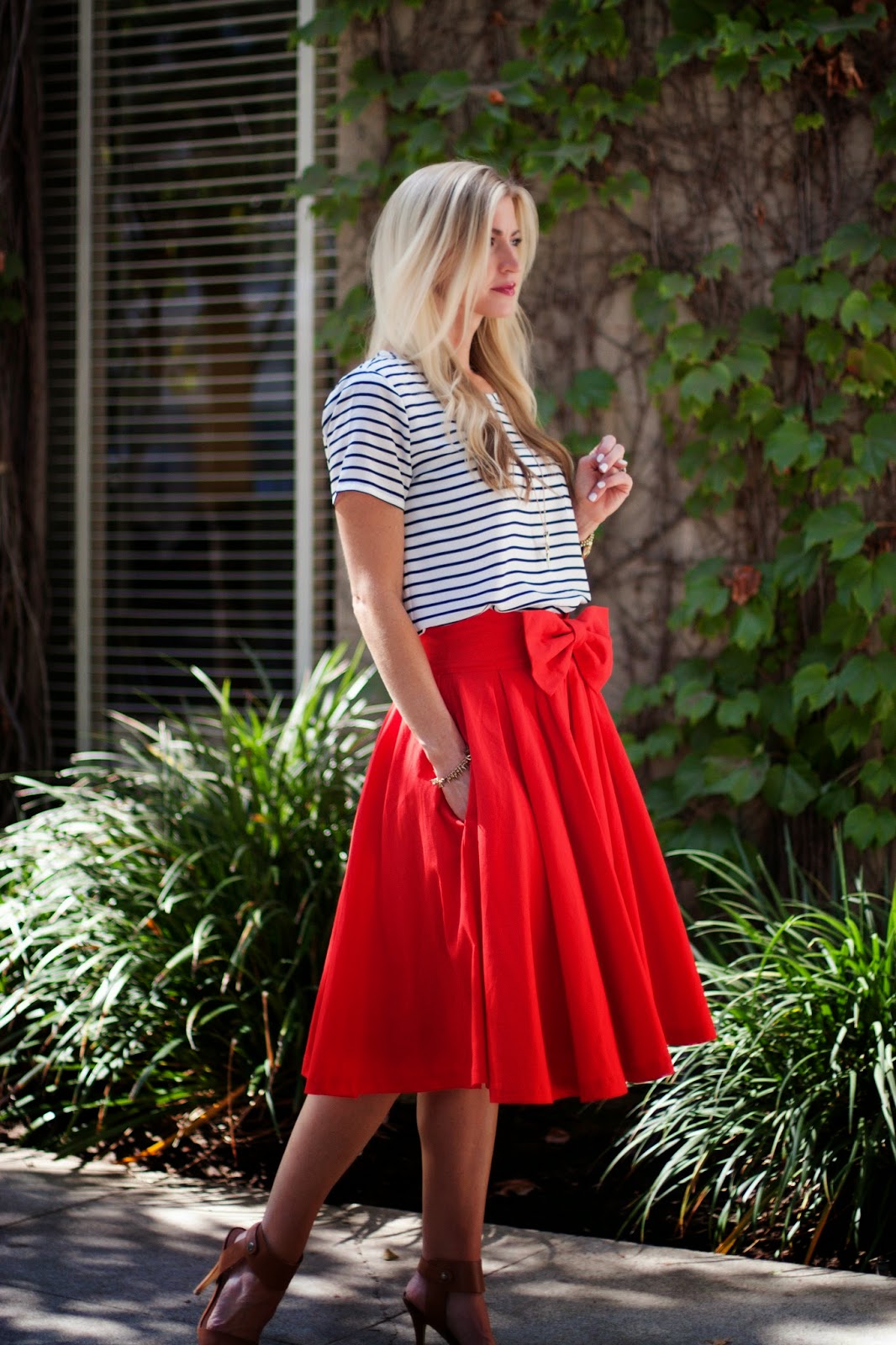 4th Of July Outfit Ideas That Feel Elevated  Striped dress outfit, Stripe  outfits, Stylish dresses