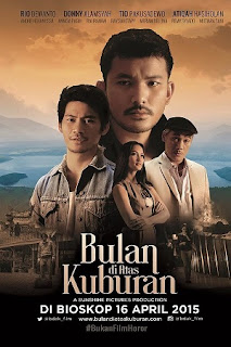 Bulan di Atas Kuburan (2015) WEBDL memamerkan suksesnya hidup di Jakarta sebagai pengusaha batu bara Bulan di Atas Kuburan (2015) WEBDL