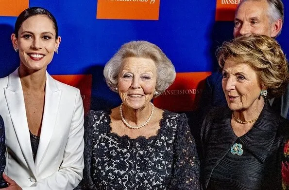 Princess Beatrix and Princess Margriet attended the 22nd edition of the Dutch Ballet Gala of Stichting Dansersfonds ‘79 in Amsterdam