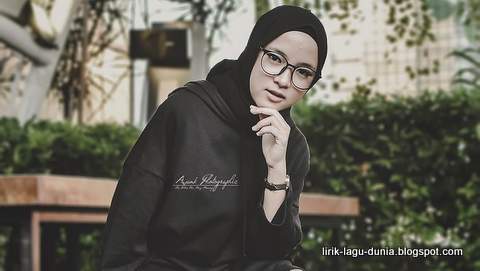 Lirik Lagu Nissa Sabyan Bidadari