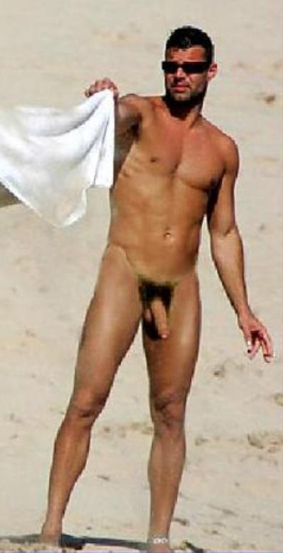 Ricky Martin Nude Picture 28