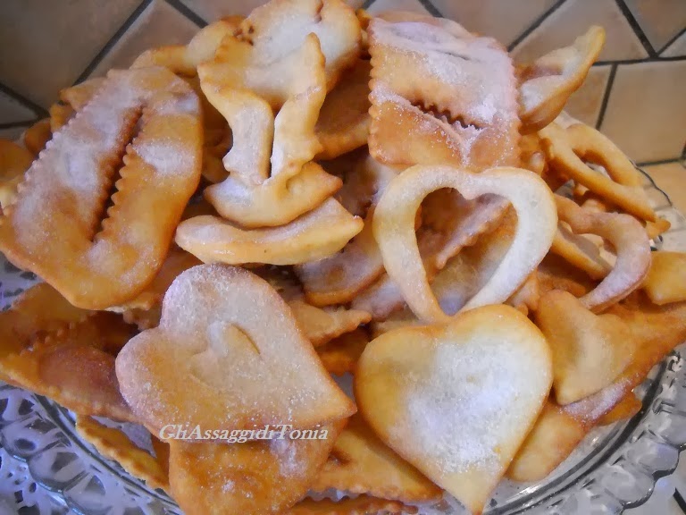 chiacchiere..frappe e pampuglie...