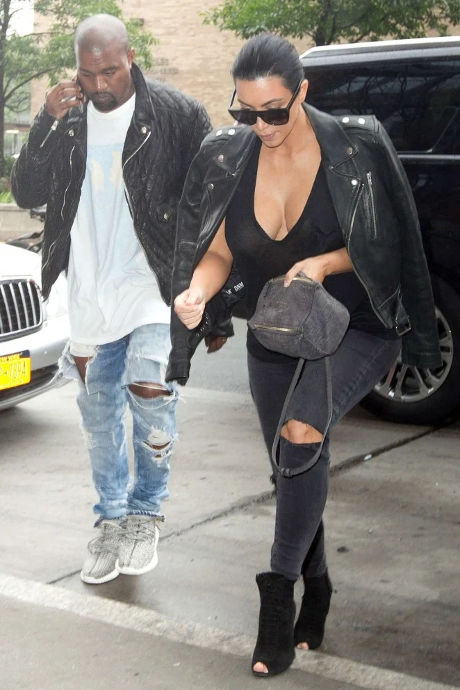 Pregnant Kim Kardashian and Kanye West shop baby clothes in NYC