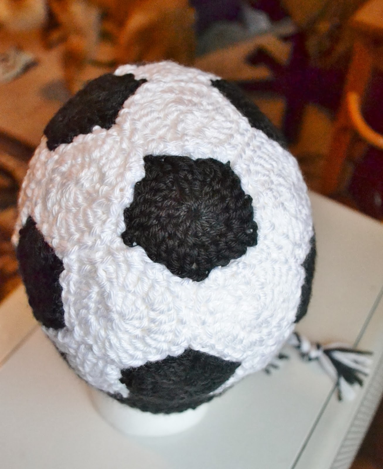 the-sequin-turtle-crochet-soccer-ball-hat