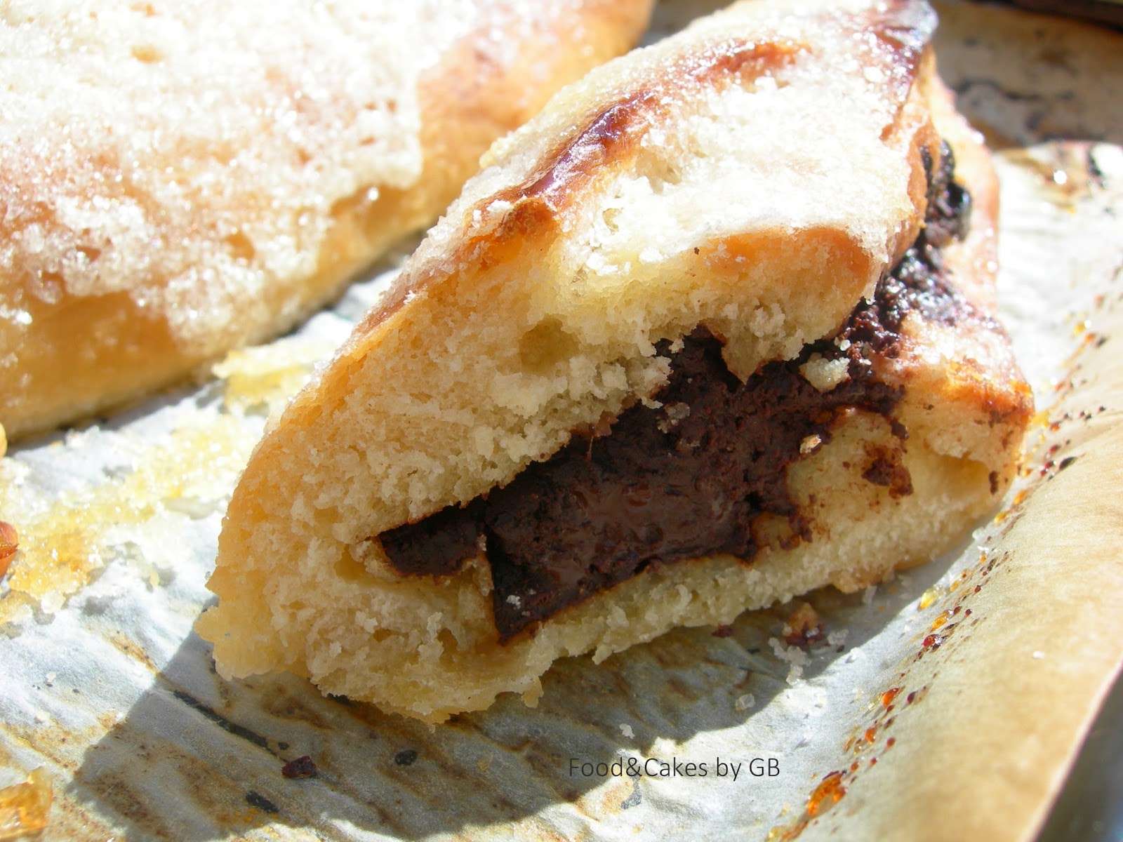 FOOD CAKES Coca De Panadero Con Az car Rellena De Chocolate food-cakes-coca-de-panadero-con-az-car-rellena-de-chocolate