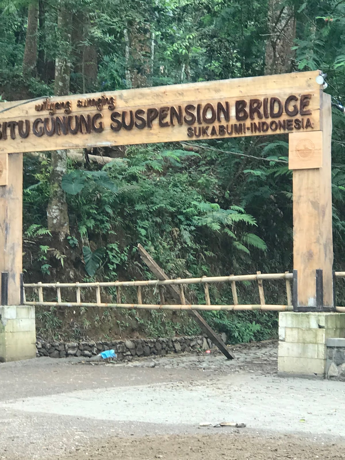 Meciko66 Memacu Adrenalin Di Suspension Bridge Situ Gunung Gede