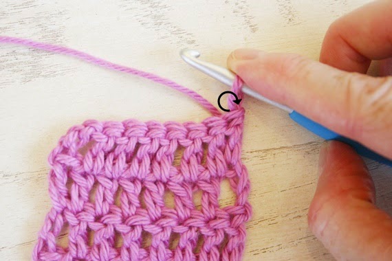 Felted Button Colorful Crochet Patterns: Mind the Gap--Avoiding the Turning Chain Hole