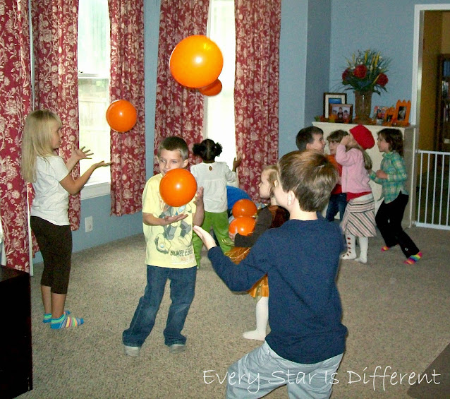 Pumpkin Balloon Game