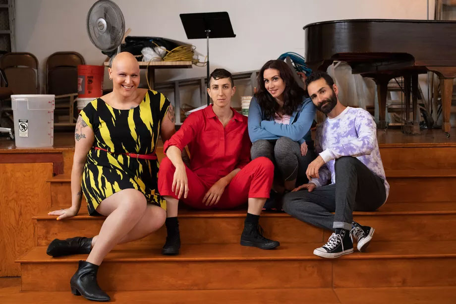 TRANSPARAENT MUSICALE FINALE Trailer, Images and Posters The