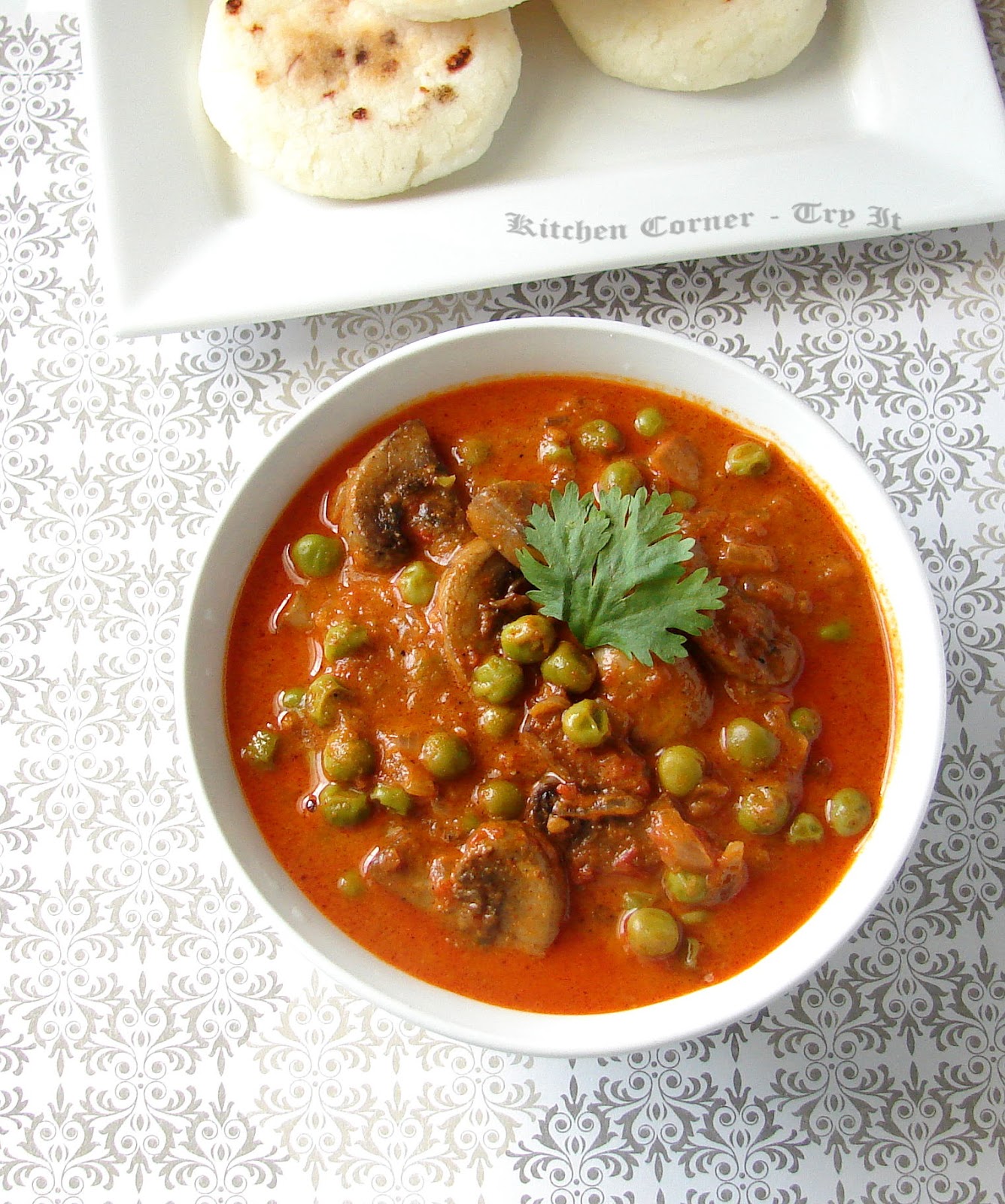 Green Peas Mushroom Curry