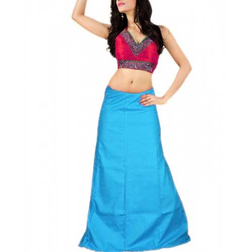 Make A Statement and Look Stunning - Best Saree Style Ideas for Skinny Women! : eAskme