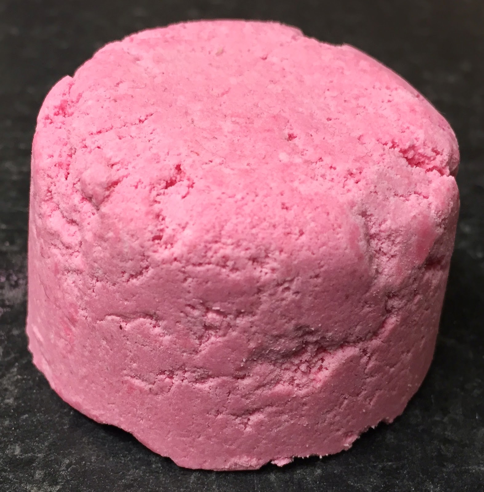 All Things Lush UK Mmmelting Marshmallow Moment Luxury Bath Melt