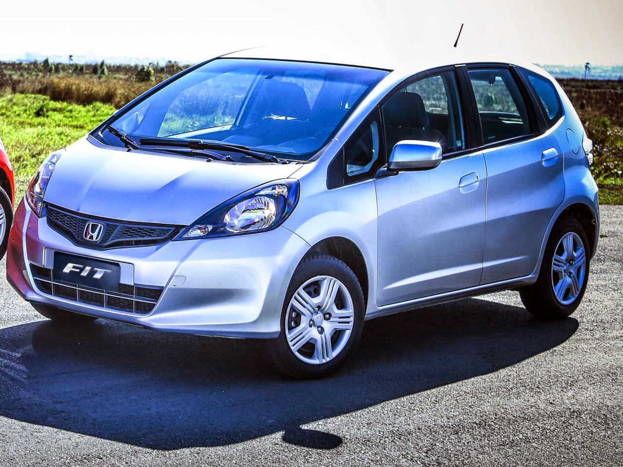 Novo Honda Fit 2014 CX: fotos e preços da versão pelada