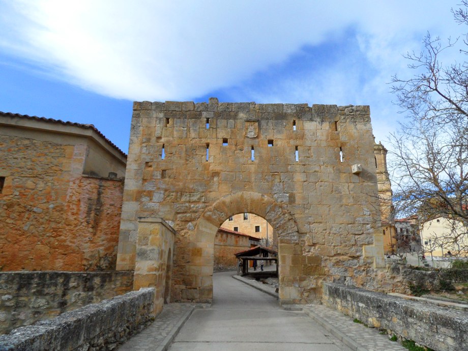 Tierras de Burgos El pueblo de Santo Domingo de Silos