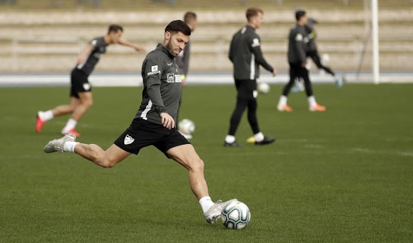 Málaga, entrenamiento con la recuperación de Dani Pacheco