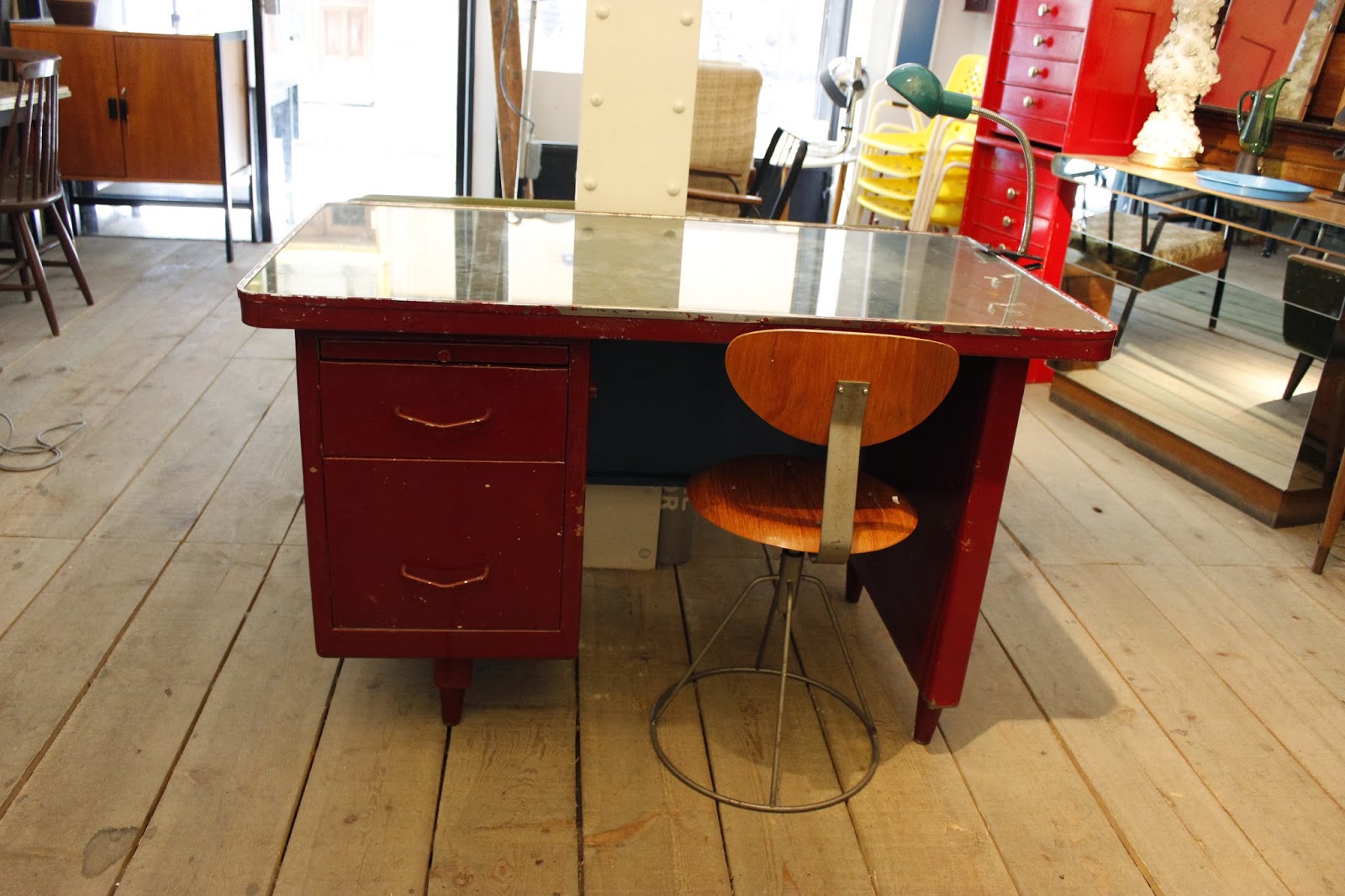 VINTAGE 4P. Tu tienda de muebles vintage en Madrid.: Mobiliario vintage