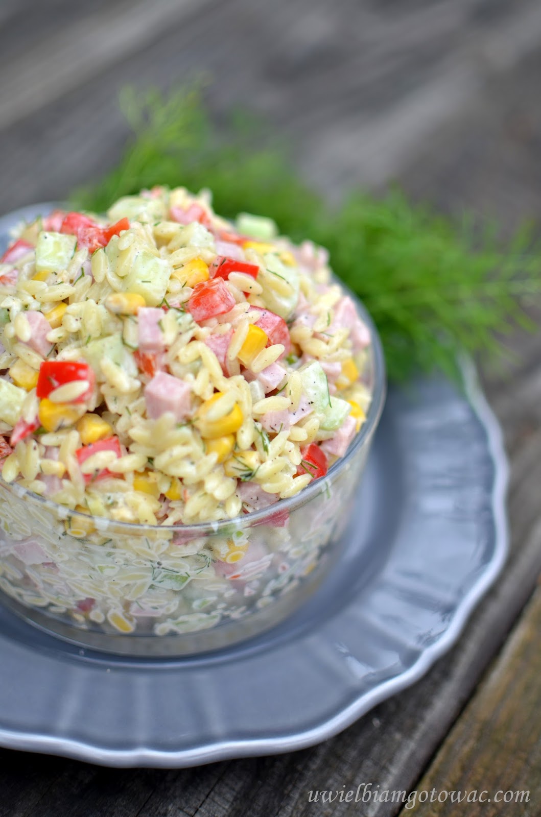 Uwielbiam Gotowac Salatka Z Makaronem Ryzem Szynka Zielonym Ogorkiem I Kukurydza