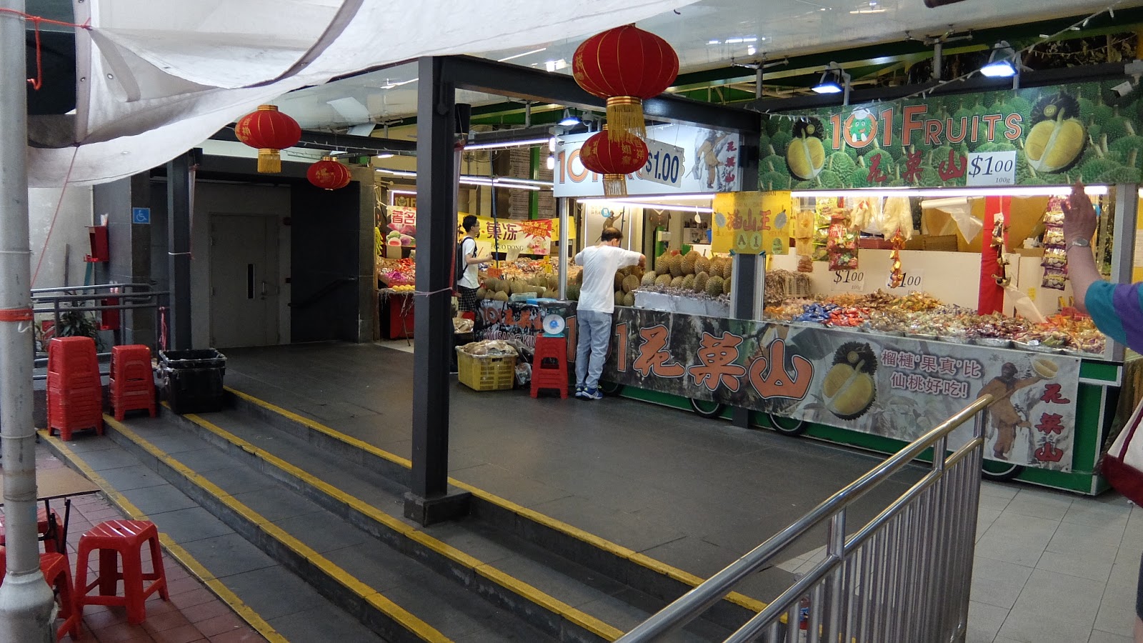 ドリアンシーズンでなくてもドリアンが食べられる101 Fresh Fruits TradingOh! My UA!