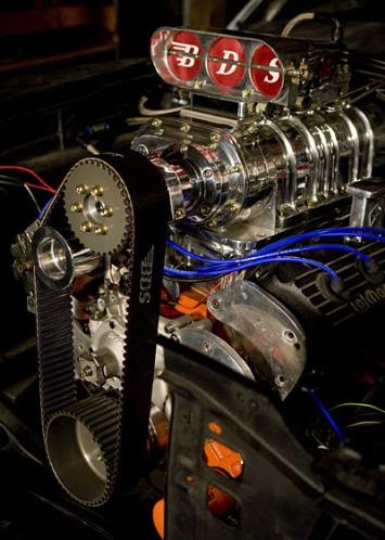 PASSION FOR ENGINES: Dodge Charger Engine